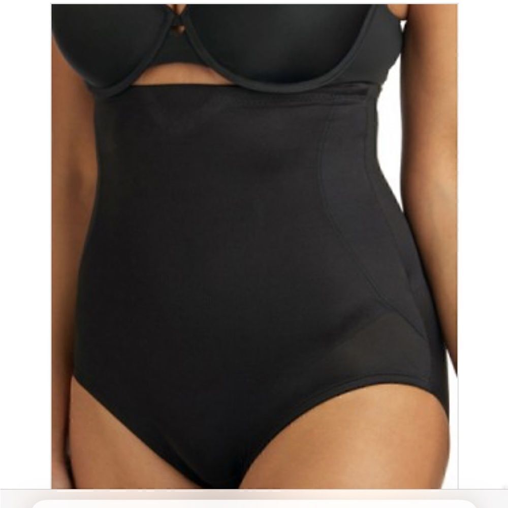 TC Fine Intimates Back Magic High Waist Shaping Briefs Underwear. Medium. NWOT!